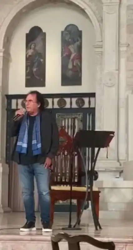 al bano canta in chiesa ad andria 7