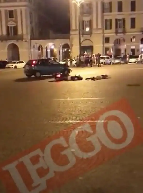 albanese ubriaco travolge due ragazzi in motorino durante i festeggiamenti per la vittoria dell'italia a cuneo 5