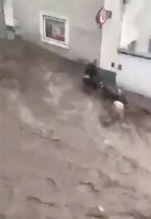 alluvione hallein, austria 2