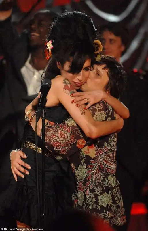 Amy Winehouse con la madre