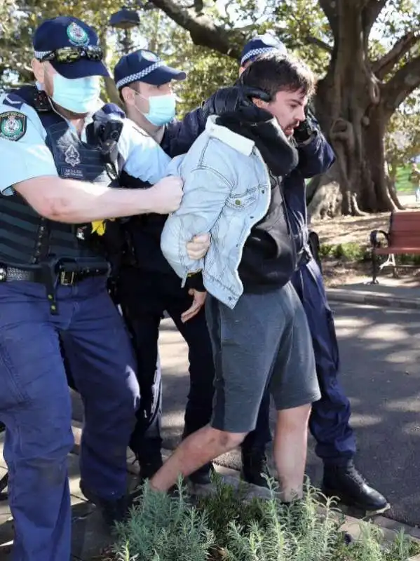 australia   proteste contro il lockdown    6