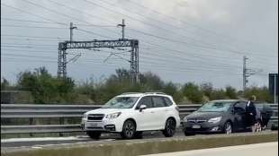 AUTO DANNEGGIATE DA GRANDINE IN AUTOSTRADA