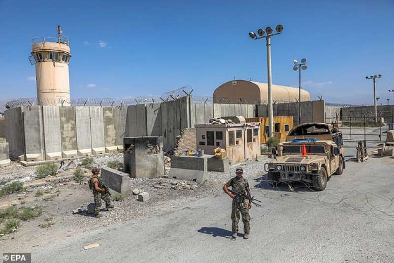 base di bagram