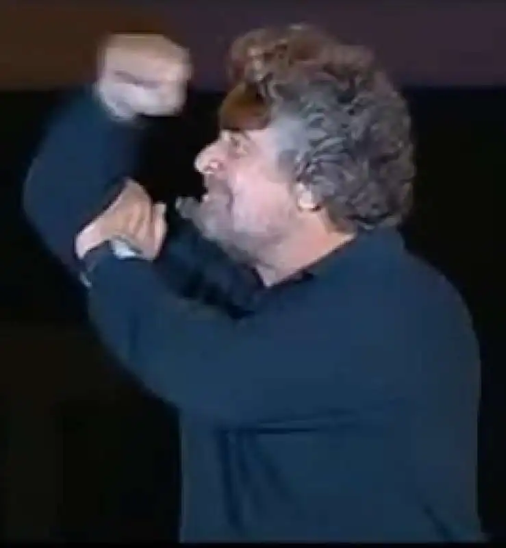 BEPPE GRILLO NEL 2001