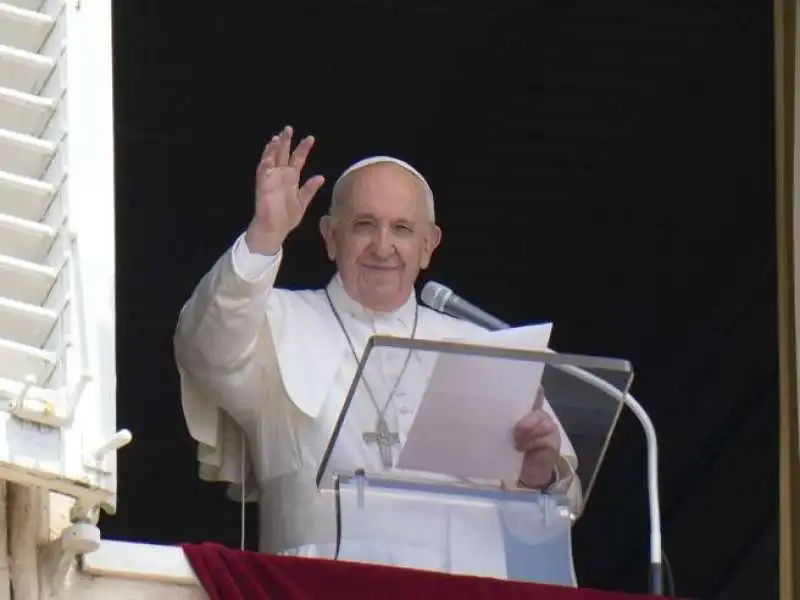 BERGOGLIO ALL ANGELUS 