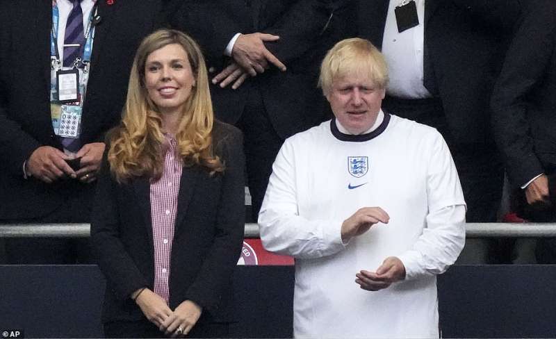 Carrie e Boris Johnson allo stadio 3