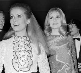 catherine deneuve con la madre renee dorleac