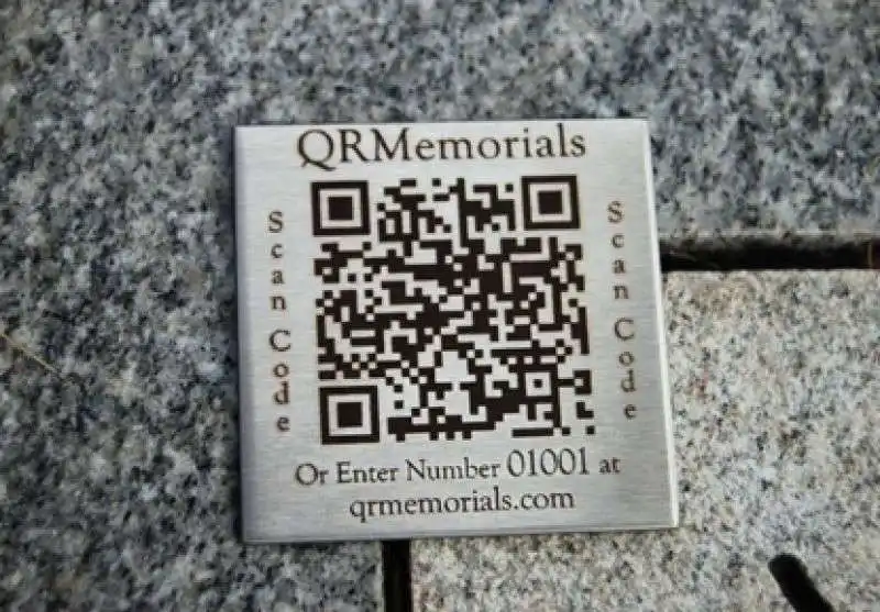 CODICE QR LAPIDI