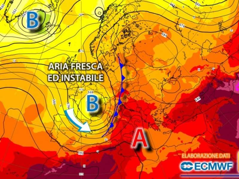 CORRENTI FREDDE DAL NORD CHE SI SCONTRANO CON ANTICICLONE AFRICANO