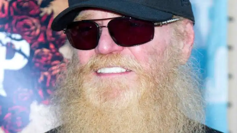 dusty hill 10