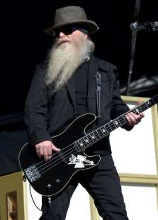 dusty hill 2