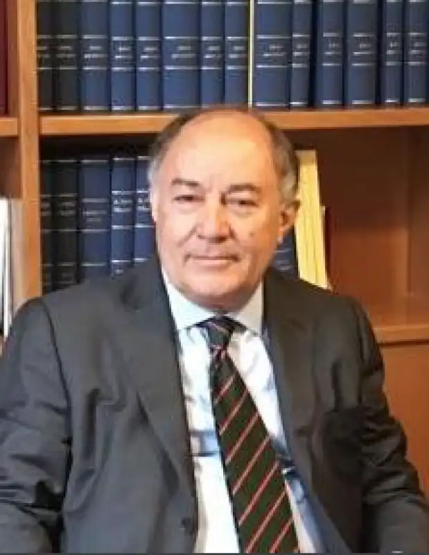 ennio amodio