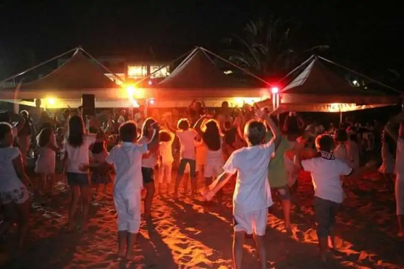 FESTE IN SPIAGGIA