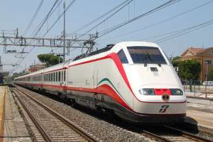 frecciabianca roma falconara