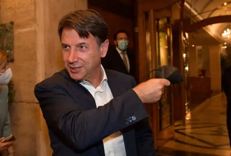 giuseppe conte  foto di bacco (4)