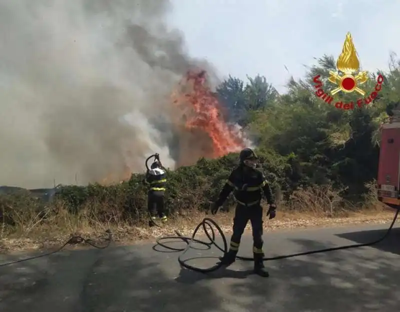 incendio montiferru   oristano   2