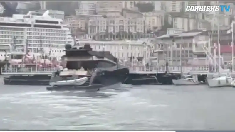 incidente yacht porto genova