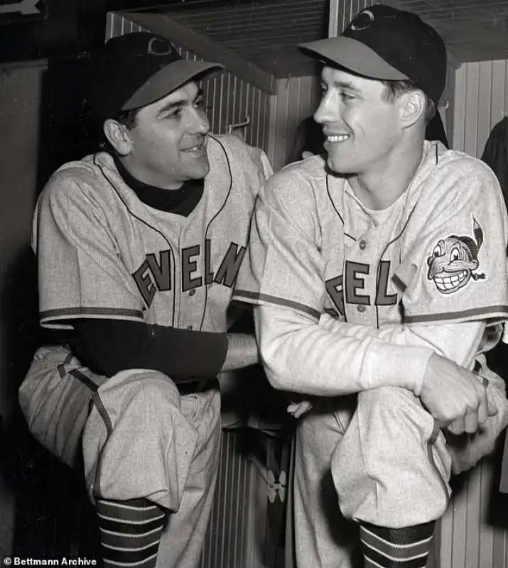 lou boudreau bob feller   cleveland indians nel 1948