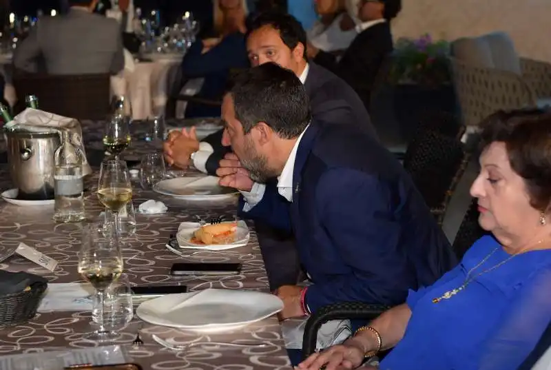 matteo salvini a tavola con simonetta matone  foto di bacco (5)