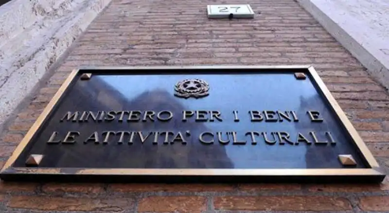 MINISTERO BENI E ATTIVITA CULTURALI