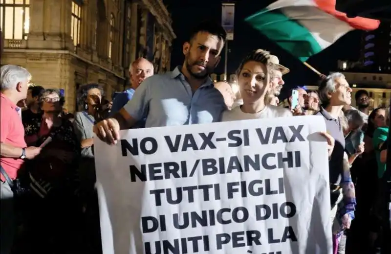 NO VAX TORINO