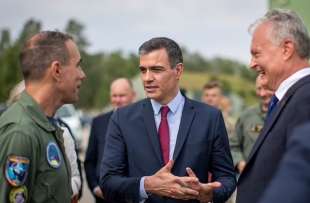 pedro sanchez gitanas nauseda 1