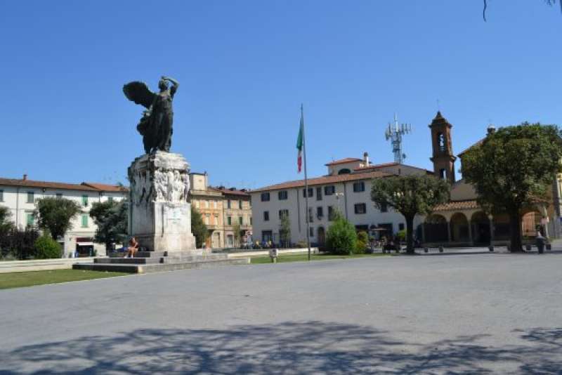 PIAZZA DELLA VITTORIA EMPOLI