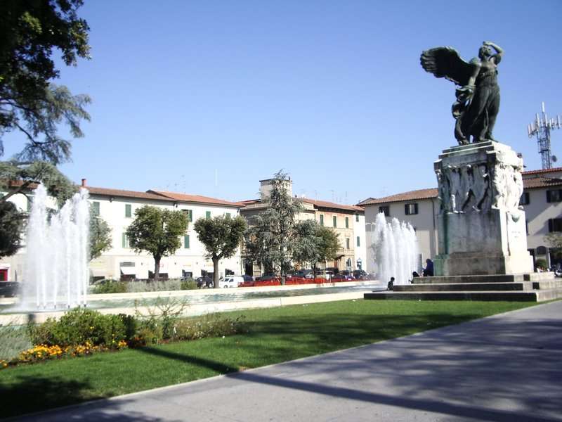 PIAZZA DELLA VITTORIA EMPOLI