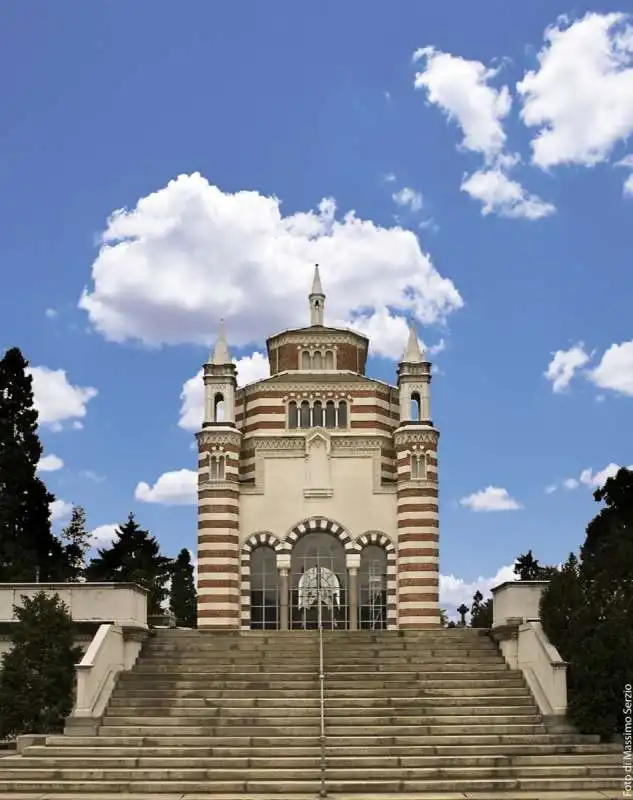 7   cimitero monumentale di milano   ossario centrale