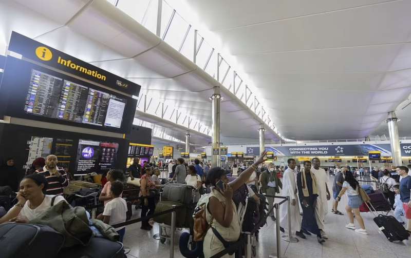 caos aeroporto di londra heathrow 7