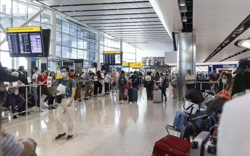 caos aeroporto di londra heathrow   8