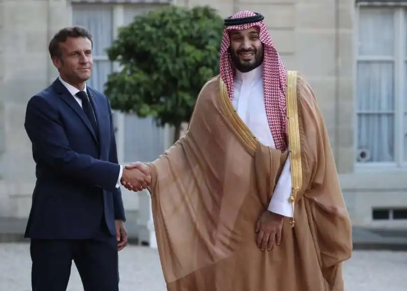 emmanuel macron mohammed bin salman   