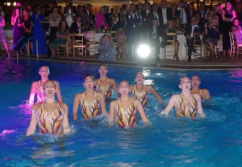 esibizione di nuoto sincronizzato  foto di bacco (4)