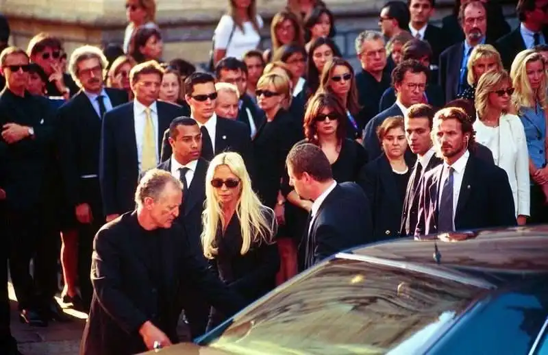 gianni versace funerali