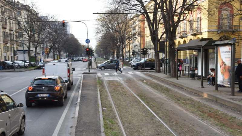 il luogo dell'aggressione subita dal ciclista a torino