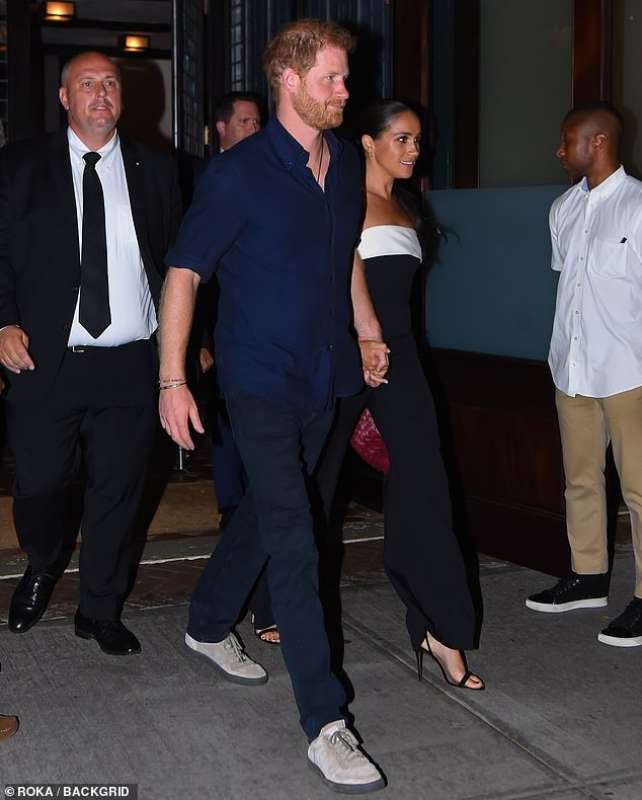 il principe harry e meghan markle al ristorante di de niro di new york 7