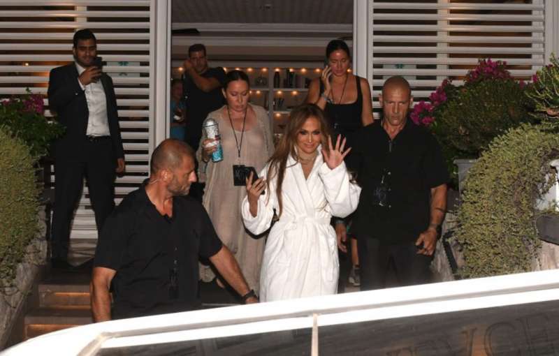 jennifer lopez a evento luisaviaroma 7