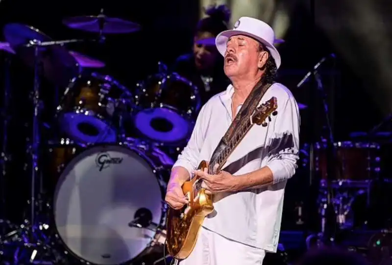 malore per carlos santana 7