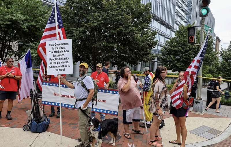 manifestanti pro trump a washington