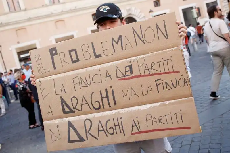 manifestazione pro draghi   1