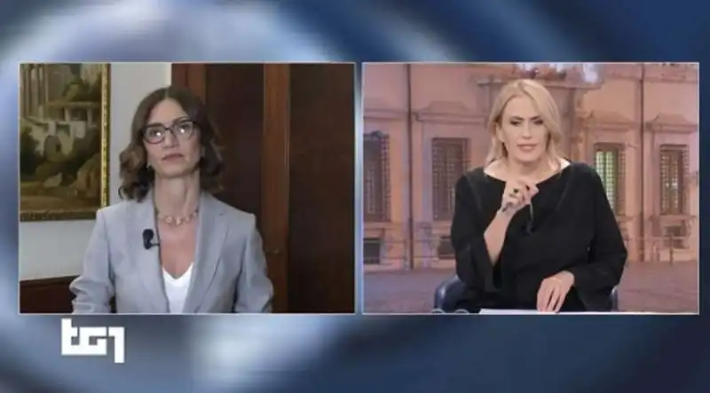 maria stella gelmini allo speciale tg1 sulla crisi di governo 