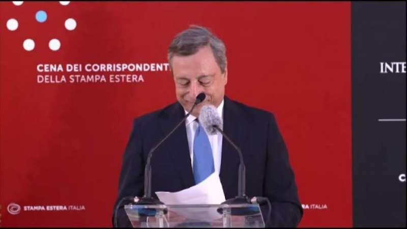 Mario Draghi stampa estera 2