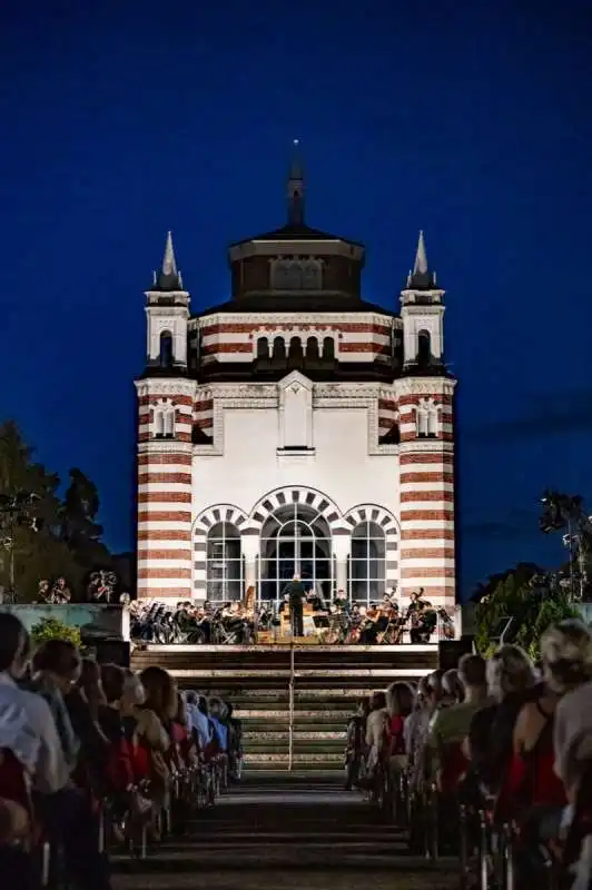 ninnananna cimitero monumentale 01 ph izzo   prandoni