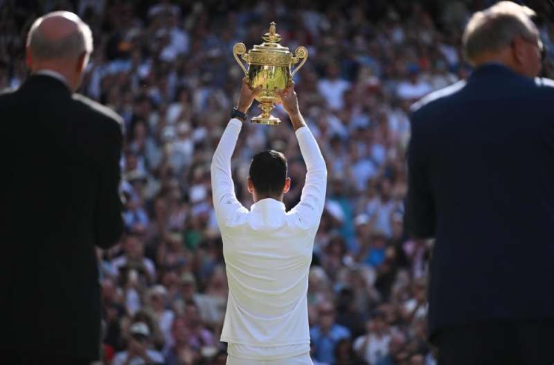 novak djokovic vince wimbledon 2 copia