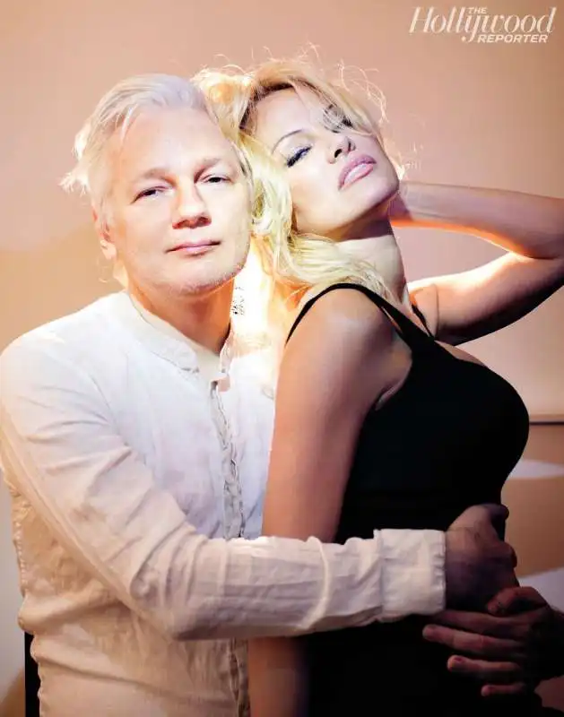 pamela anderson julian assange