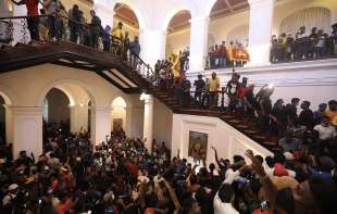 proteste al palazzo presidenziale di colombo sri lanka 1