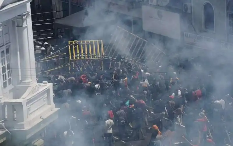 proteste in sri lanka   18