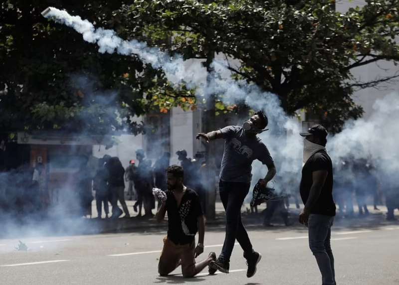 proteste in sri lanka 2