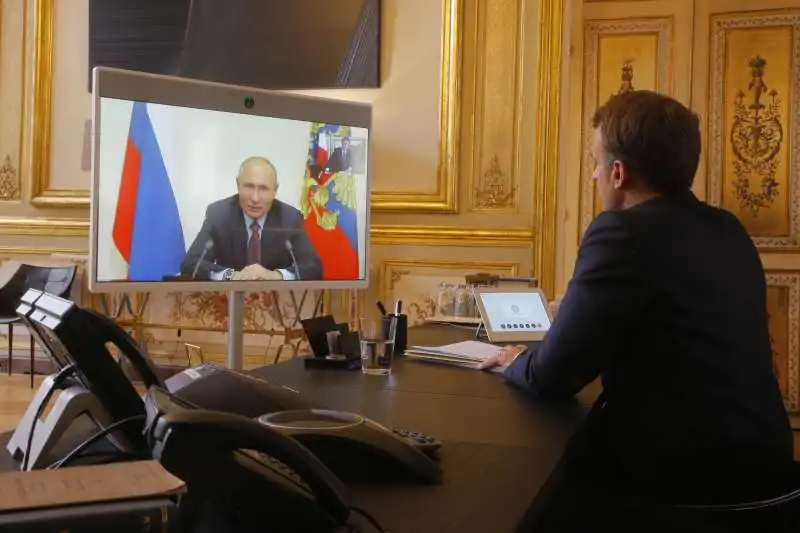 putin macron telefonata