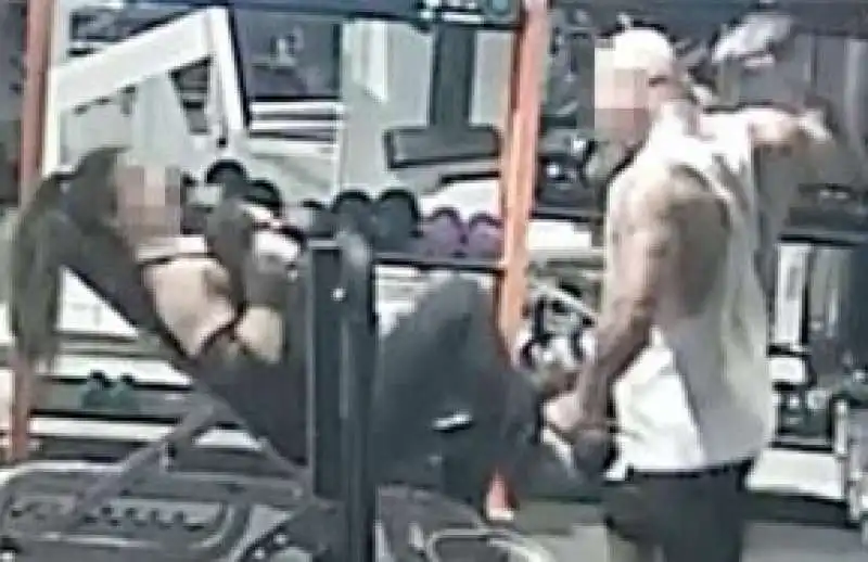 ragazza aggredita in palestra pescara 4